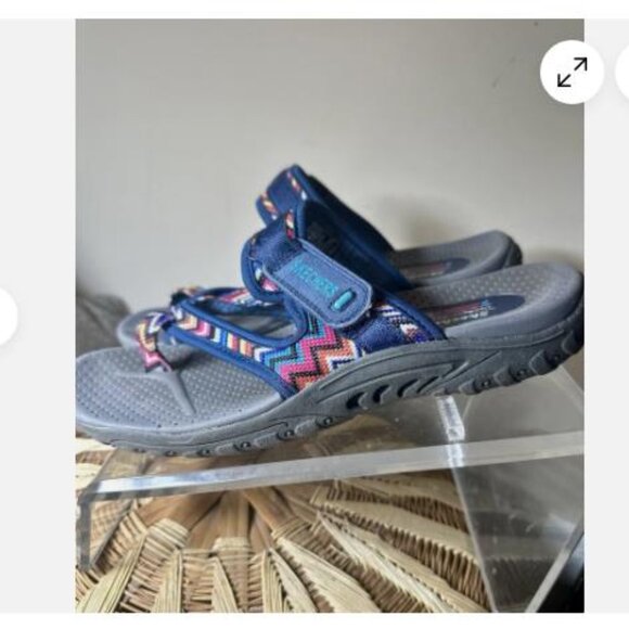 Skechers Outdoor Lifestyle Reggae BlueStrappy Toe Loop Sandals Women's Size 8 - Picture 2 of 5